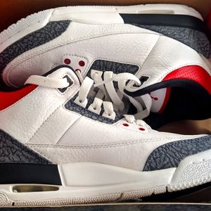 Air Jordan 3 Retro